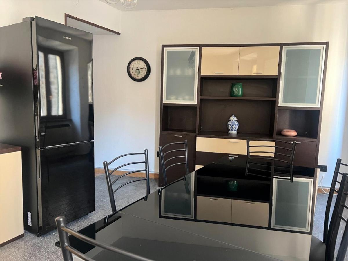 Apartment In Central Square With Lake View Lenno Exterior photo